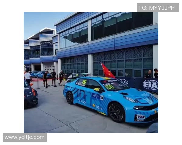 人民大学足球明星的崛起与荣耀之路：青春热血与梦想的交汇