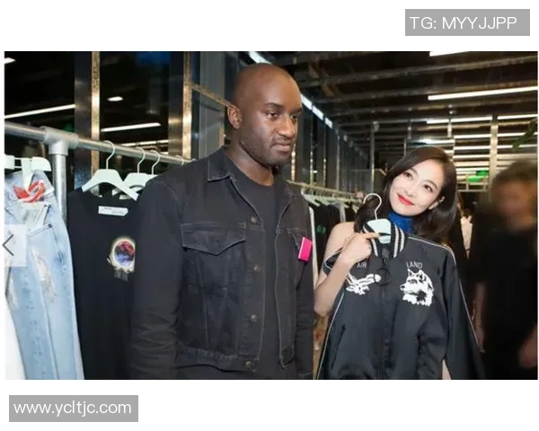 足球明星与美女共舞精彩视频展现魅力与激情的完美结合 足球明星与美女共舞精彩视频展现魅力与激情的完美结合