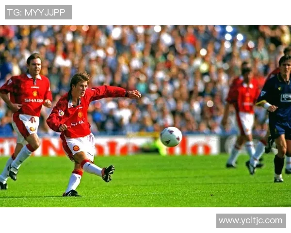 足球明星在赛场上的精彩瞬间与技艺展示的艺术画作欣赏 足球明星在赛场上的精彩瞬间与技艺展示的艺术画作欣赏