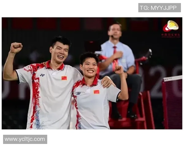 重庆羽毛球队与南京羽毛球队赛后复盘分析力量对比与战术探讨 重庆羽毛球队与南京羽毛球队赛后复盘分析力量对比与战术探讨