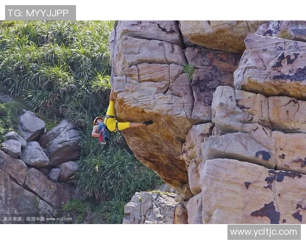 攀岩联赛点评：成都极限运动队的团队协作表现